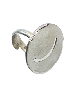Anello tondo piatto satinato in argento 925