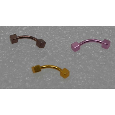 Body Pearcing Banana mm 14 con Cubetti Multicolor mm 2.5 in ACCIAIO Chirurgico