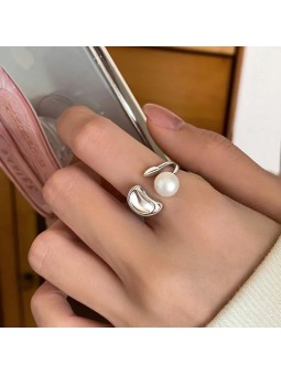 Anello aperto da donna in argento tailandese con luna geometrica