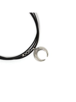 Collana da donna girocollo multistrato con pendente luna crescente