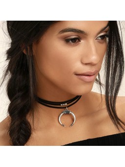 Collana da donna girocollo multistrato con pendente luna crescente