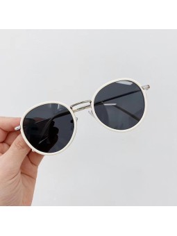 Occhiali da Sole da Donna con Montatura Rotonda Modello Aviator