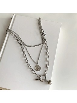 Collana da Donna in Lega Placcata con Pendente a Forma di Medaglia