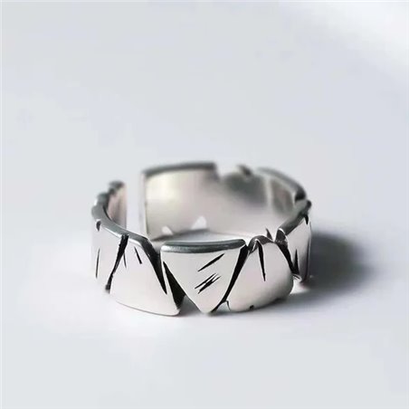 Anello uomo in acciaio inossidabile con incisioni geometriche