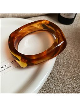 Bracciale rigido Amber Geometry di forma quadrata in acrilico