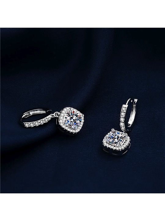 Orecchini pendenti Royal Halo con pavé di zirconi brillanti