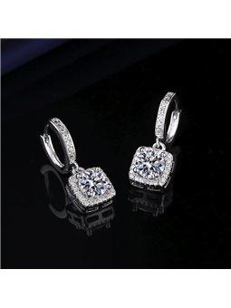 Orecchini pendenti Royal Halo con pavé di zirconi brillanti