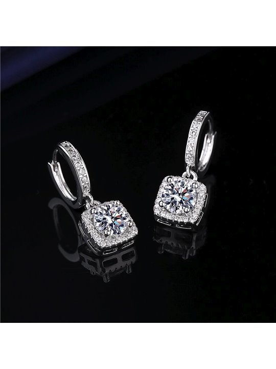 Orecchini pendenti Royal Halo con pavé di zirconi brillanti